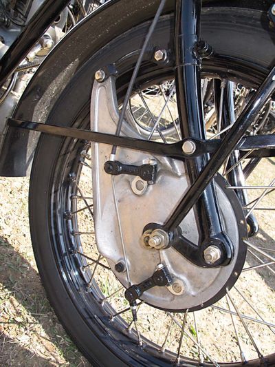 BMW R63 frein AV 2 cames