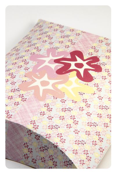 free printable valentine pilow box flower pattern 7
