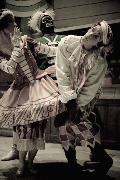 97AnneDeniau BalletsRusses-1613