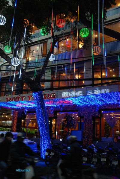 théatre municipal - soir à Hanoi-18
