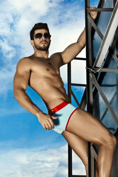 walter-aguirre-for-clever-fall-winter-2012-11.jpg