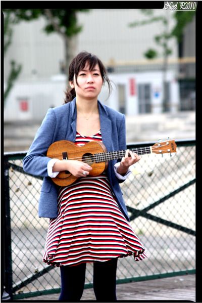 GUITAR PLAYER