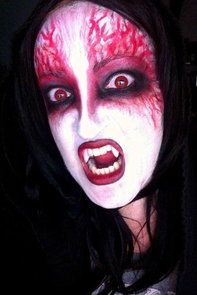 tuto-makeup-vampire 1317.PNG