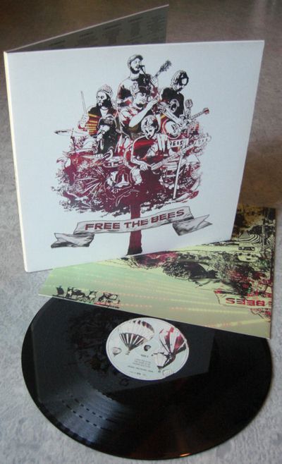 THE BEES - Free The Bees