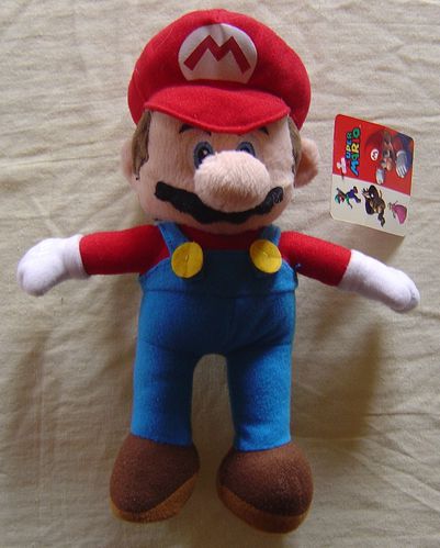 Peluche-Mario--copie-1.JPG