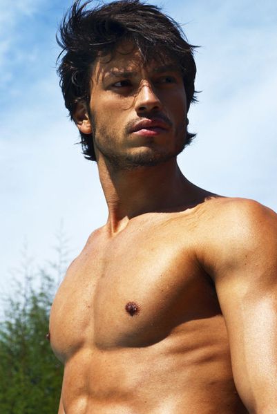 Maikel-Castro-Burbujas-De-Deseo-02.jpg
