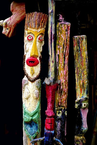 Totem-Sauterelle-Detail-LE3479.jpg