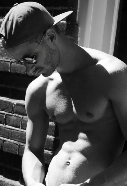 Quincy-Barry-Clean-Homotography-02.jpg