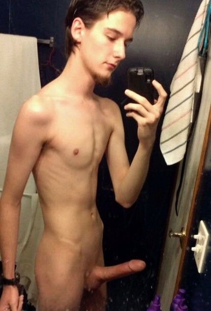 exhib le mans snap de mec gay exhib le mans snap de mec gay
