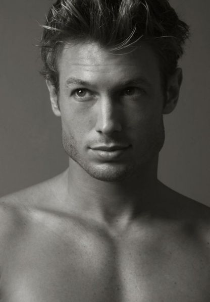 Jeff-Kasser-Erotismo-De-Hombre-Burbujas-De-Deseo-04-486x700.jpg