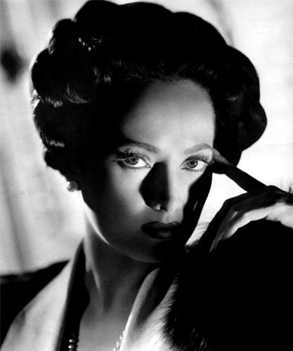 MERLE OBERON.-07
