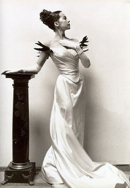 LESLIE CARON-22
