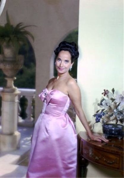 MERLE OBERON.-45