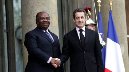 Ali Bongo le Mollah'Son à l'Élysée avec Sarkozy 02 2011 dr www.legrigriinternational.com