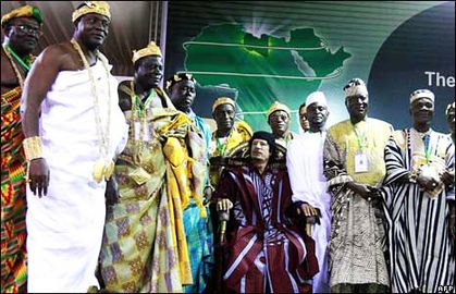 Qaddafi-meets-with-over-200-African-traditional-rulers-to-u.jpg