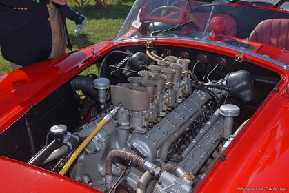 1957 Ferrari 315-335 spyder Scaglietti 3