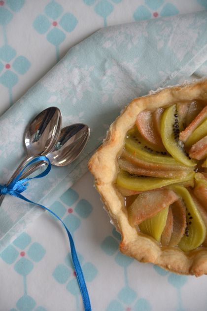 Tartelettes-poires-kiwi6.JPG