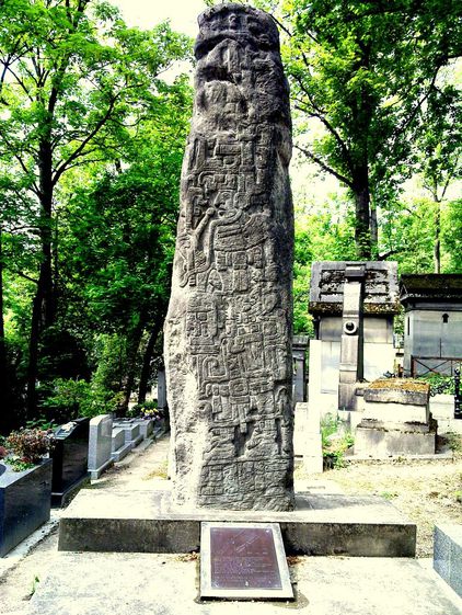 Lachaise Asturias grave