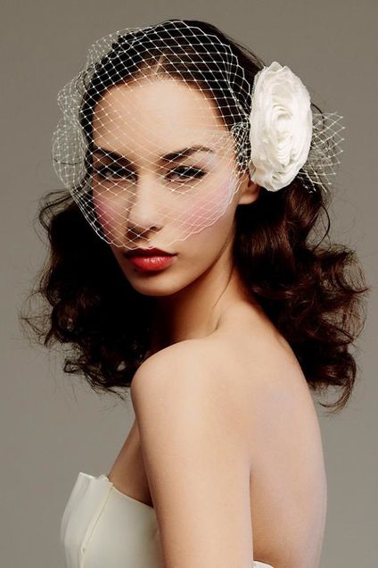 birdcage-veil-posh-veils-wedding-headpieces-flower
