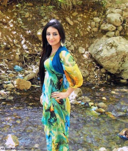 Miss kurdistan (Shene Aziz) with Kurdish Clothes ♥ ♥