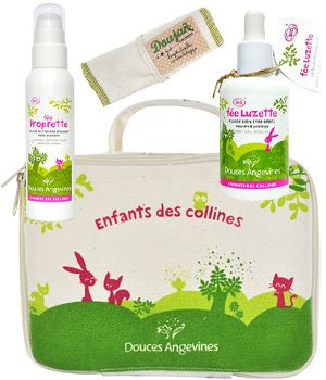 zoom-272071-trousse-de-toilette-enfants-des-collines-fee-pr.jpg