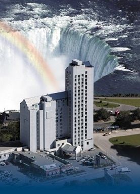 2631759-Oakes-Hotel-Overlooking-The-Falls-Hotel-Exterior-3