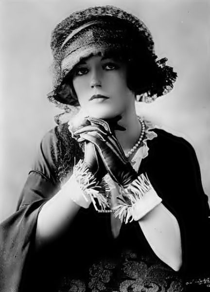 MARION DAVIES-02