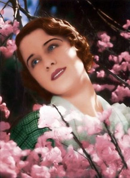 NORMA SHEARER---02