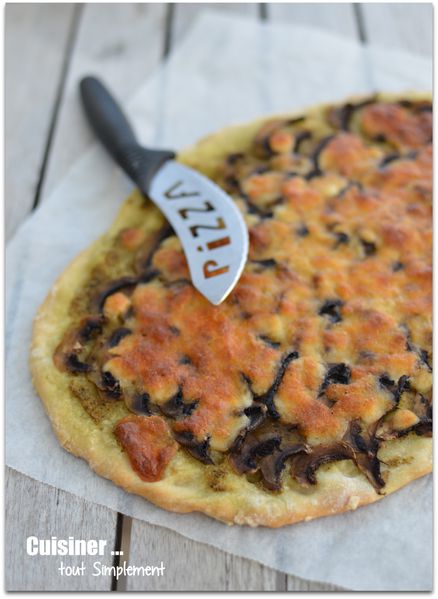 pizza-pesto-champignon-mozzarella.jpg