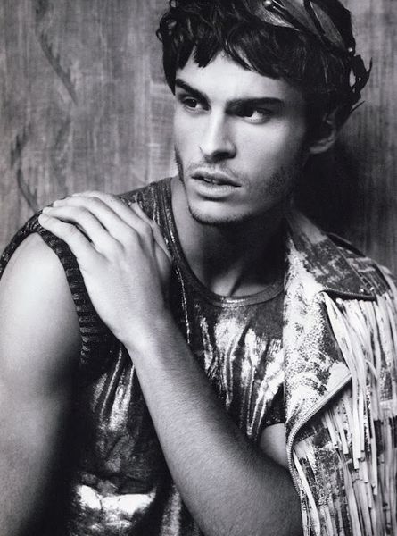 baptiste-giabiconi-karl-lagerfeld-homotography-7.jpg