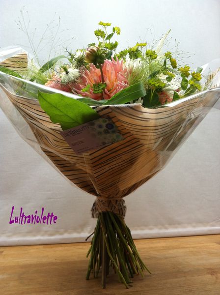 Bouquets 9357