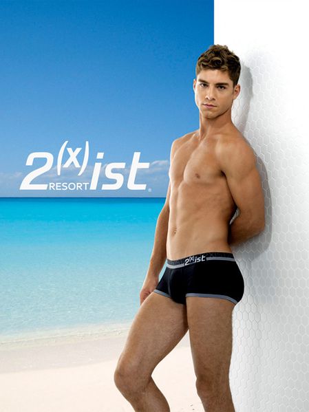 2Xist_Resort2011_AndreZiehe_phRogerMoenks_02.jpg