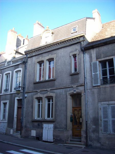 Rue Saint-Antoine - 100 2769 (Copier)