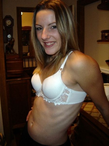 Pregnant Amatrice Nue 83