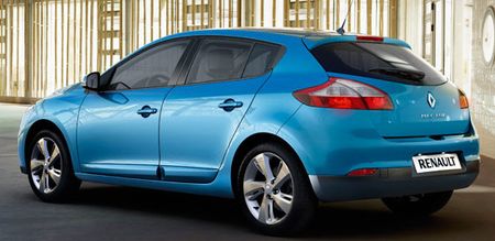 megane-bleue.jpg