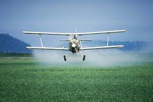 epandage-avion-pesticides-3002003.jpg