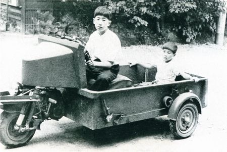 1952-Toyo-trimoteur082.jpg