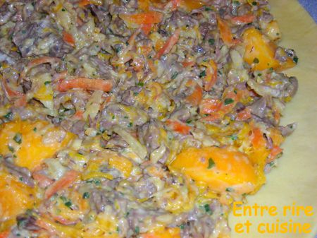 Tarte-fine-gratinee-au-boeuf-hache-et-legumes--2-.JPG
