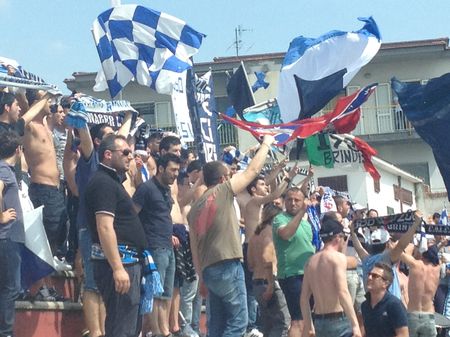 SARNESE-BRINDISI-3-1-TIFOSI.jpg