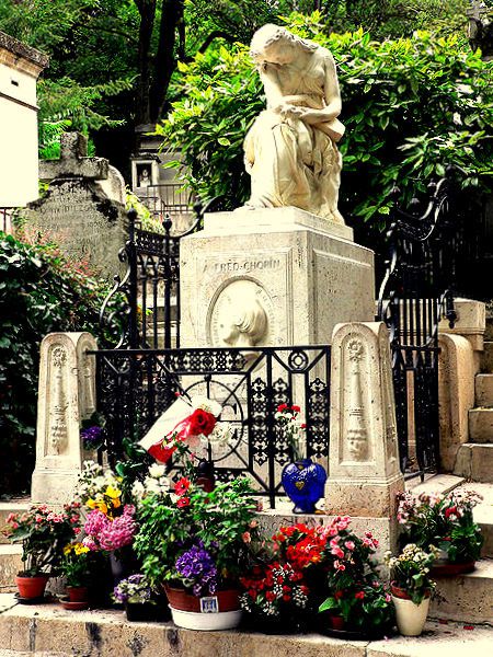 Lachaise Chopin grave