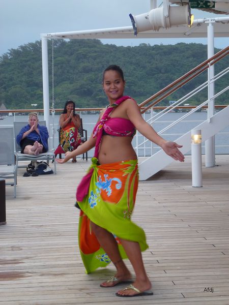 BORA-BORA-8mai-paréo-4