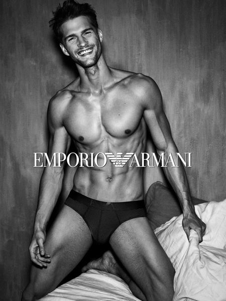 tomas-skoloudik-emporio-armani-41.jpg