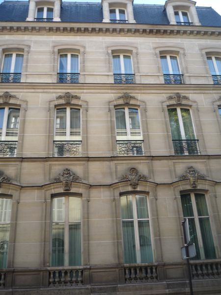 Avenue d'Iéna - Façade d'immeuble-copie-1