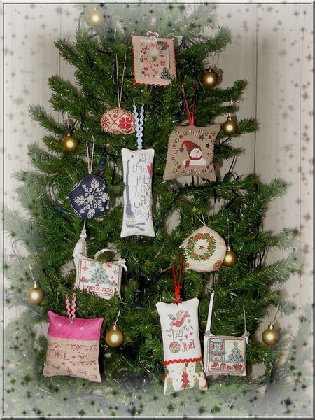 Noel-broderie-2010--3-.JPG