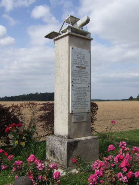 stele barbizon farman 1