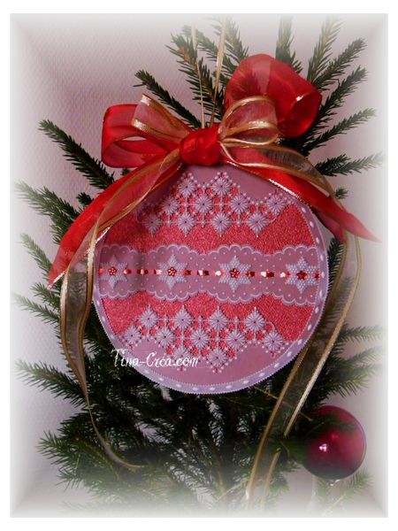 BOULE-DE--NOEL-copie-1.jpg