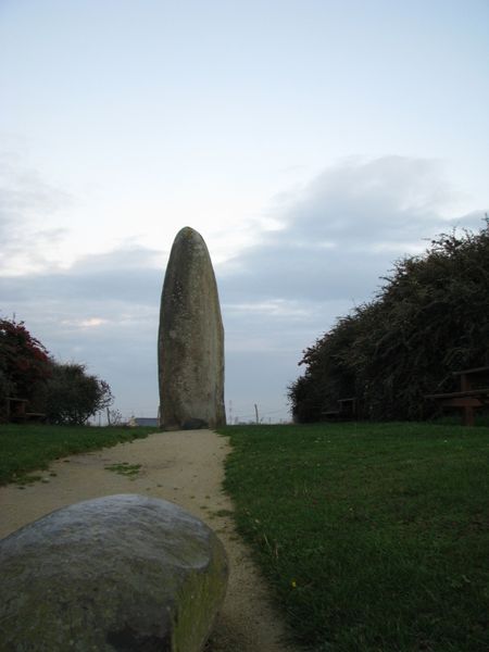 menhir-ch-dolent.jpg