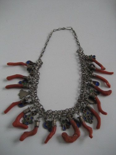 collier à branche de corail