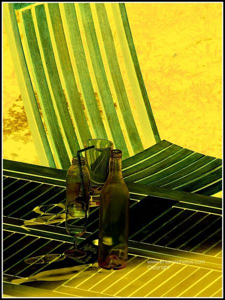 Une-chaise-au-soleil-jpg-fond-d-ecran-gratuit-image-pour-I.JPG