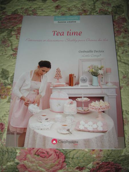 Tea Time a little cottage (1)